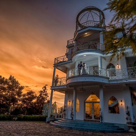 Bliss Bed And Breakfast Yuchi Buitenkant foto